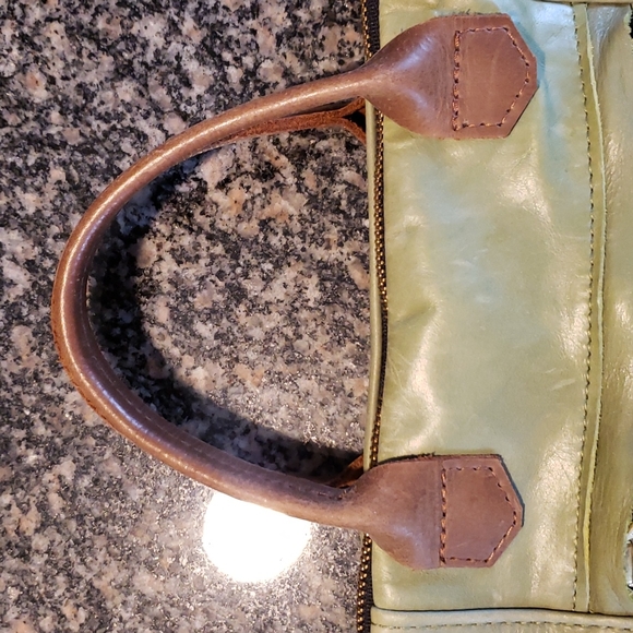 C.A.S. Leather Bag - Picture 9 of 16